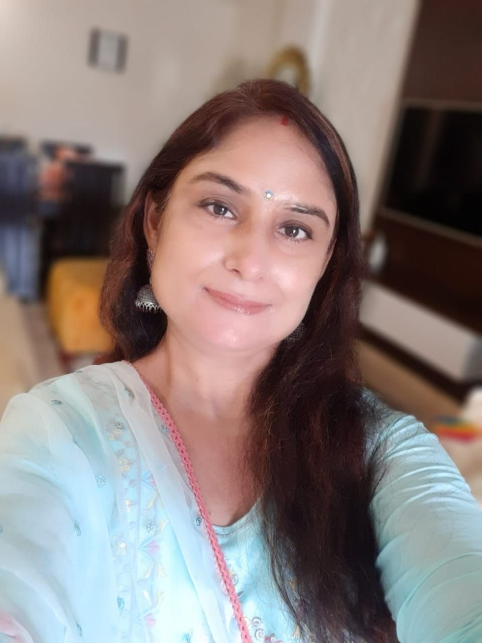 Ms. Kanchan Khosla